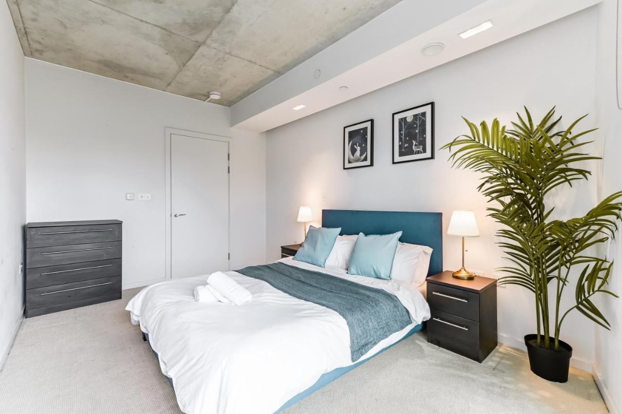 Khayat Homes - The Curve - One Bed ลอนดอน ภายนอก รูปภาพ