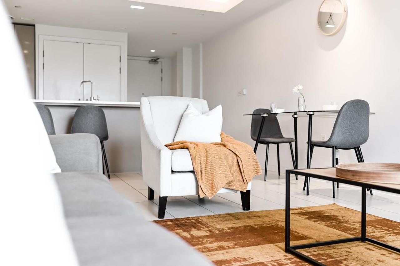 Khayat Homes - The Curve - One Bed ลอนดอน ภายนอก รูปภาพ